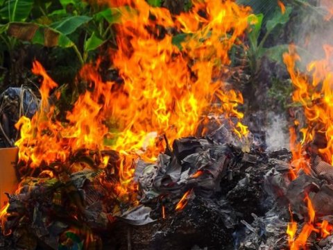 Tullantıları yandırananlar cəzalandırılıb