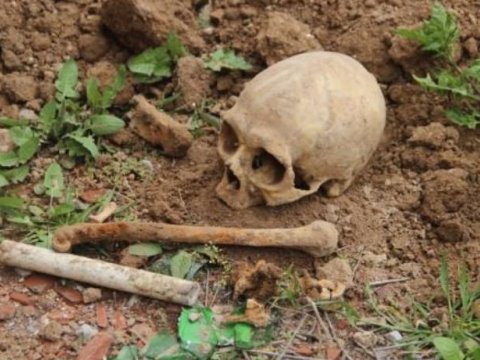 Binəqədidə insan sümükləri aşkarlandı