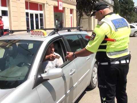 Taksi sürücüsü narkoman çıxdı