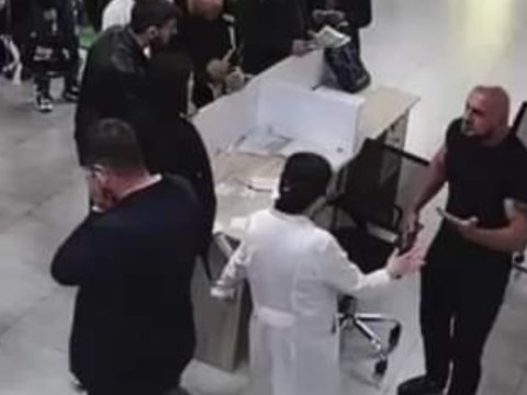 Qazinin çənəsini sındıran idmançı hakim qarşısında