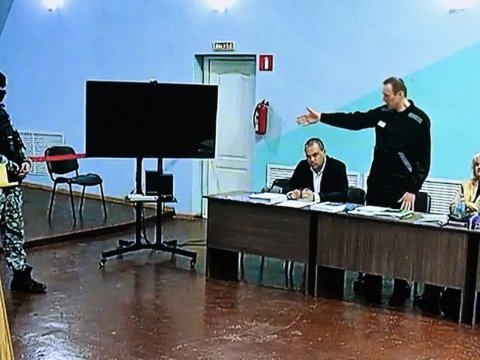 Navalnının 20 il həbsi istənildi