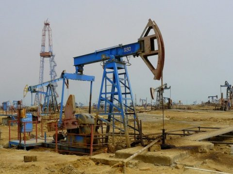 Azərbaycan nefti ucuzlaşır