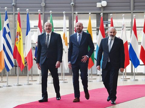 Brüssel formatı əlavə dəstəkverici mexanizmdir