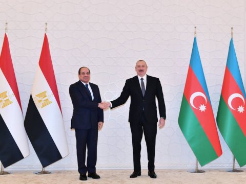 İlham Əliyev Misir Prezidentini TƏBRİK ETDİ