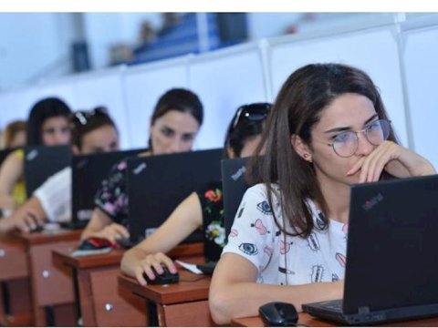 Bu müəllimlər 3 il sertifikasiyadan AZADDIR