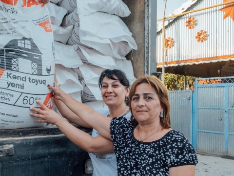 Füzulidə qadın fermerlərə dəstək göstərildi - FOTOLAR