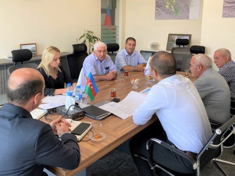 Qubadlının Mahruzlu kənd nümayəndələri ilə görüş keçirilib