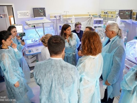 UNICEF Azərbaycana tibbi avadanlıqlar ianə etdi - FOTOLAR