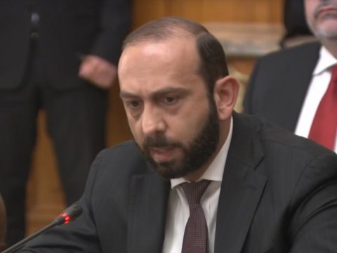 İrəvan Bakı ilə danışıqlar aparmağa meyillidir - Mirzoyan