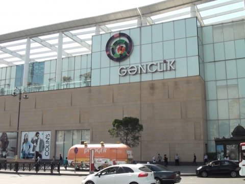 FHN “Gənclik Mall”da təlim keçirdi