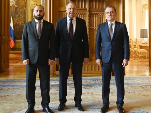 Növbə kimdədir...