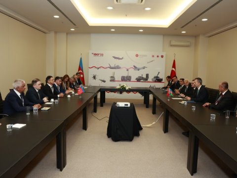 Azərbaycanla Türkiyə arasında müdafiə sazişi imzalandı 