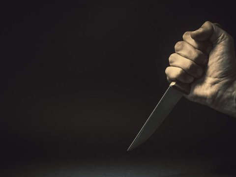 Həyat yoldaşını öldürüb intihara cəhd etdi 