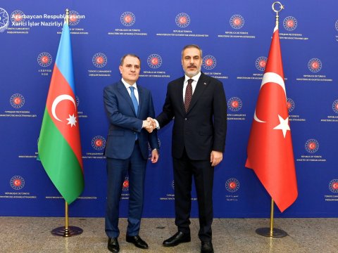 Ceyhun Bayramov Hakan Fidanla görüşdü