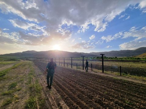 Ötən ay sərhədi pozan 46 nəfər saxlanılıb