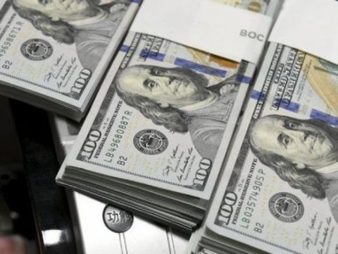 Mərkəzi Bankın valyuta ehtiyatları cüzi artıb