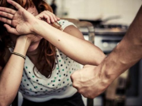 58 yaşlı bacısını yumruqla ÖLDÜRDÜ