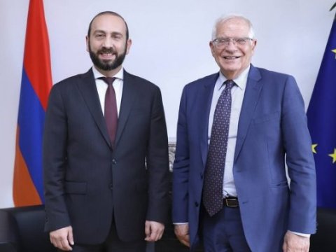 Mirzoyan Borrellə Qarabağı müzakirə etdi 
