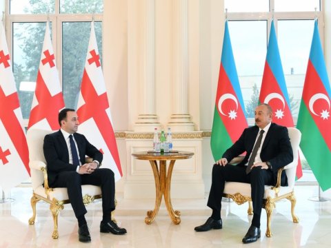 İlham Əliyev Qaribaşviliyə başsağlığı verdi
