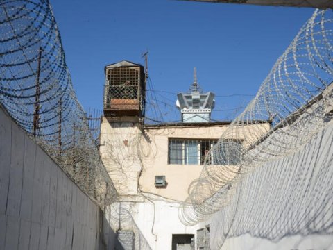 Həbsxanada özünü güllələyən hərbçinin SON DURUMU