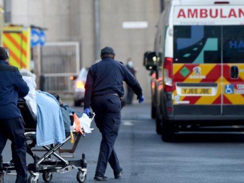 Britaniyada COVID-19-un yeni variantı aşkarlandı