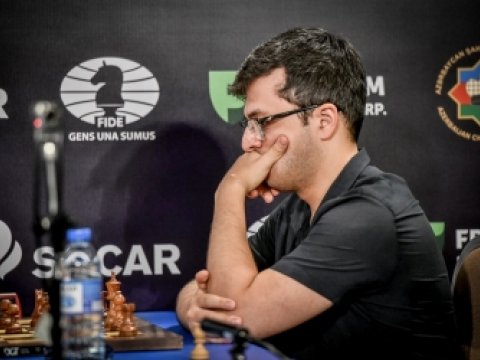 Nicat Abasov təcrübəli şahmatçını mübarizədən kənarlaşdırdı