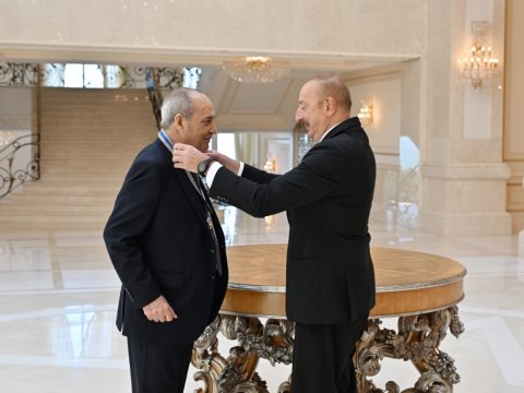 Prezidentlə Rasim Balayevin səmimi söhbəti: Arzum vardı ki, sizi qucaqlayım