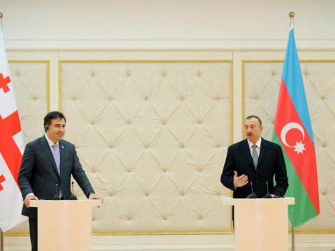 Saakaşvili İlham Əliyevə TƏŞƏKKÜR ETDİ