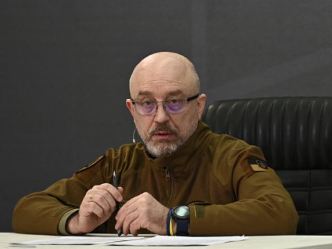 Zelenski müdafiə nazirini dəyişdirmək istəyir