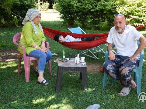 Malatyadakı zəlzələdən sonra insanlar küçədə gecələyib - FOTOLAR