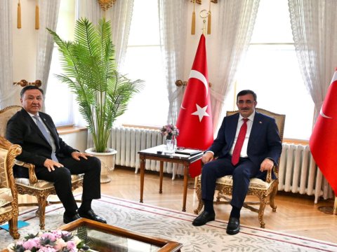 TDT baş katibi vitse-prezidentlə danışıqlar apardı 