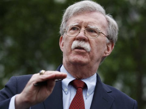 Bolton Baydenin Ukraynaya dəstəyindən narazıdır