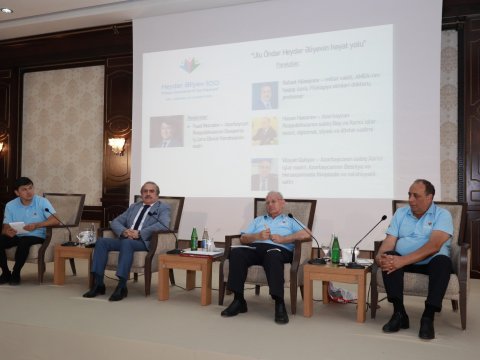 Yay Düşərgəsində Heydər Əliyevdən bəhs olundu - FOTO