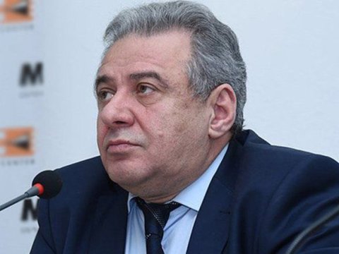 Erməni səfir Lavrovun müavini ilə müzakirələr apardı