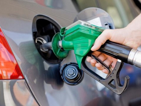 Azərbaycanda benzin istehsalı 30%-dək artıb