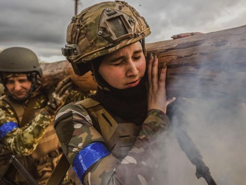 Bütün adrenalin və emosiyalar müharibəyə həsr olunmalıdır - ZELENSKİ