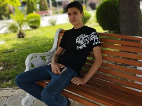 İtkin düşən gəncin asılmış vəziyyətdə meyiti tapıldı