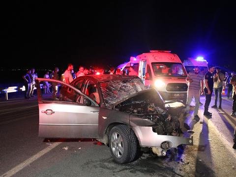 6 avtomobil toqquşdu - 3 ölü və yaralılar var 