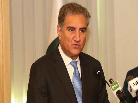 Sabiq xarici işlər naziri saxlanıldı 