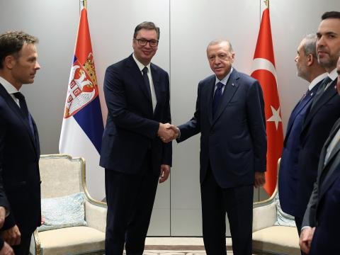 Ərdoğan serbiyalı həmkarı ilə görüşdü