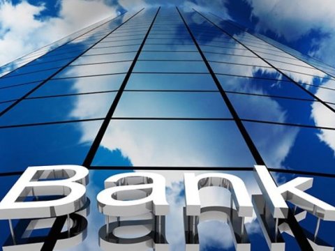 Bankların xalis mənfəəti artıb
