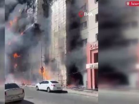 İstanbulda Mədəniyyət Mərkəzi yanır - VİDEO