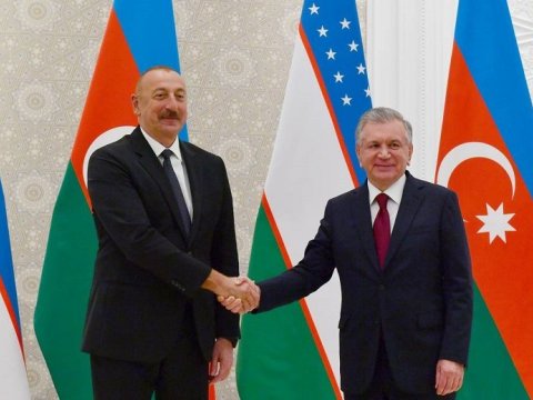 Özbəkistanı Türk dünyasına qovuşduran Lider