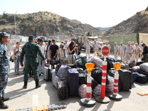 Ermənilər Qarabağdan qaçır - Yeni müharibə hazırlığı...