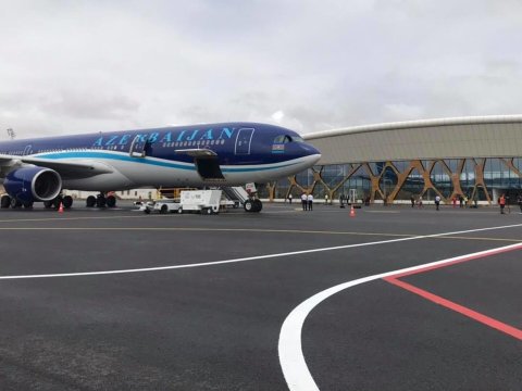 Mirziyoyev və xanımı Füzuliyə GƏLDİ