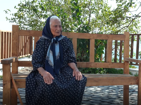 Nərgiz nənə, gəlmisən? Nə yaxşı! - 98 yaşlı Laçın sakini doğma yurdunda (VİDEO)