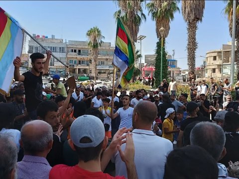 Suriyanın cənubunu etirazlar bürüdü