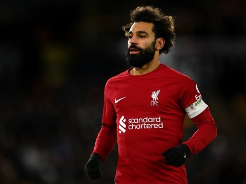 Salah “Əl-İttihad”a keçir