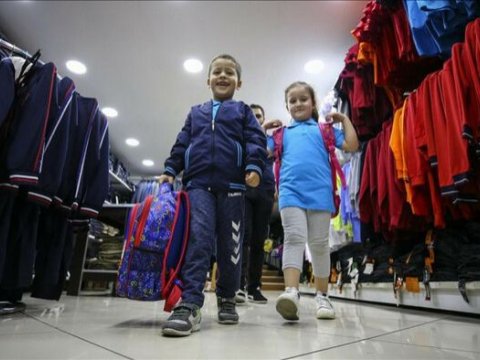 Məktəbli formaları BAHALAŞDI