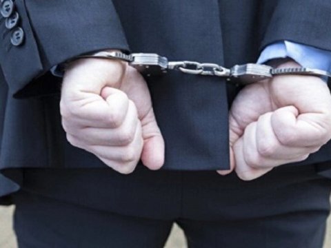 Gömrük Komitəsinin vəzifəli şəxsi HƏBS OLUNDU